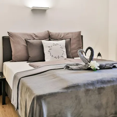 Apartament Elegant In With Terrace Inzing