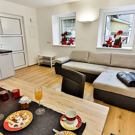 Elegant In With Terrace Apartament Inzing