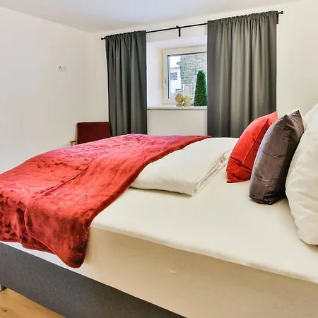 Elegant In With Terrace Apartament Inzing