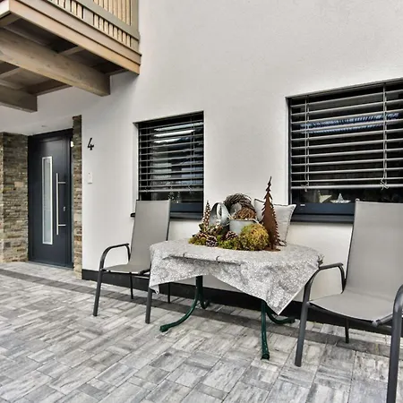 Elegant In With Terrace Apartament *