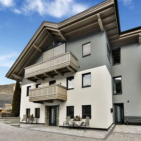 Apartament Elegant In With Terrace